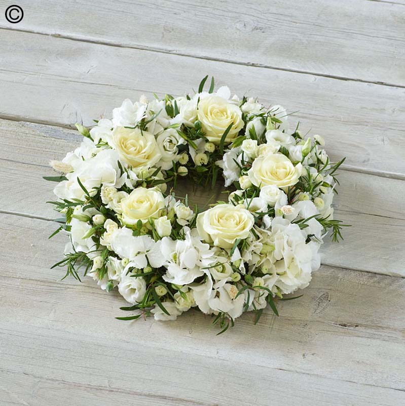 Neutral Wreath