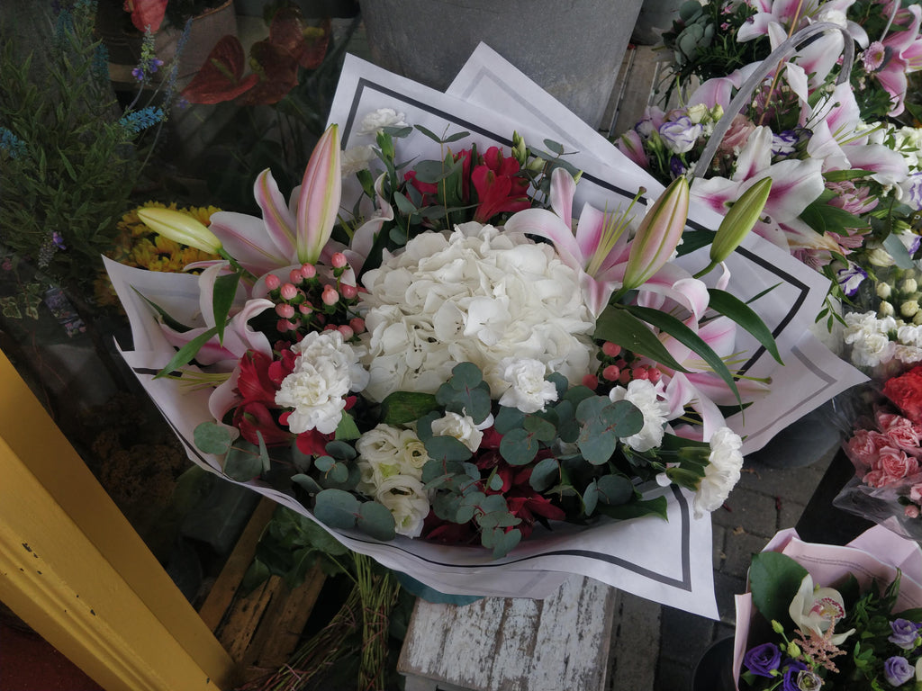 Florist’s Choice Hand-Tied Bouquet